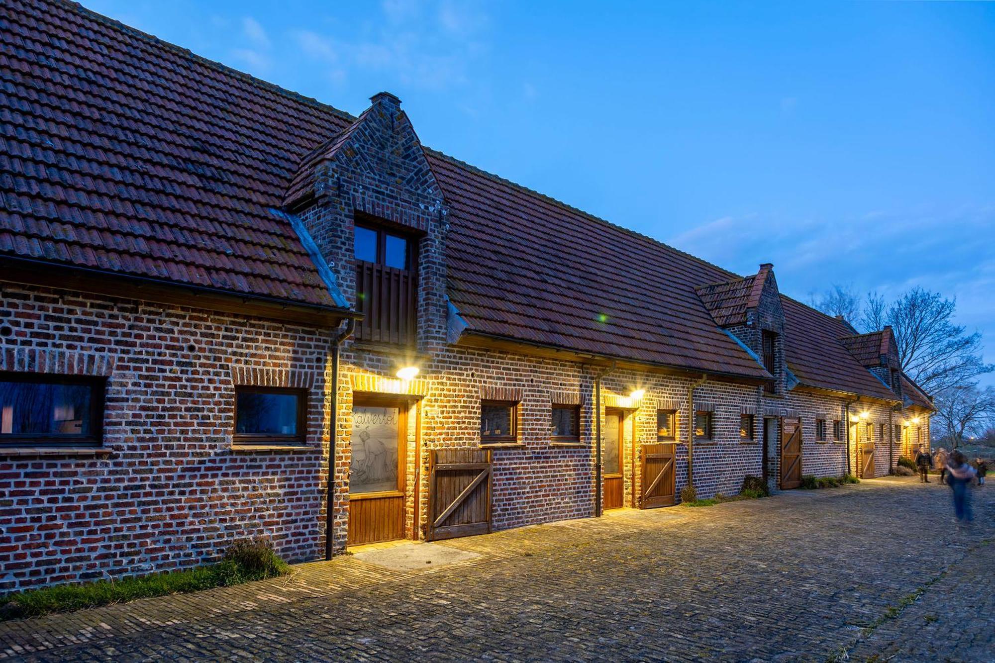 Holiday Home 'T Hof Der Witte Damen Veurne Exteriér fotografie